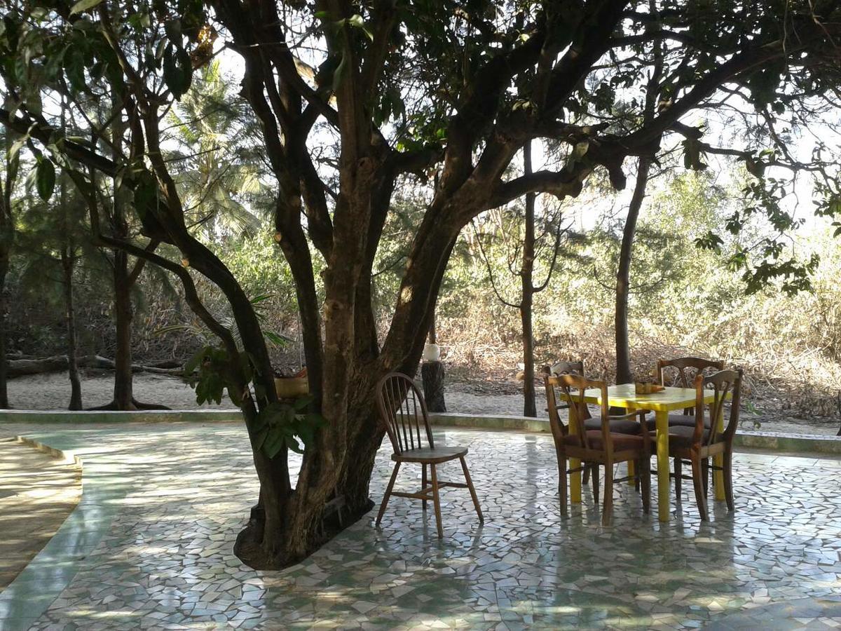 Jungle Beach Resort Sanyang Extérieur photo